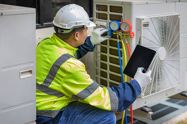 Professional Air Conditioning Repair technician working in Iona, FL